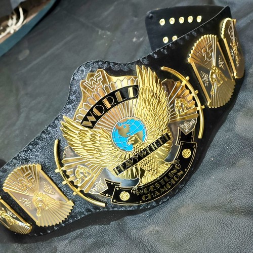 Winged eagle heavyweight