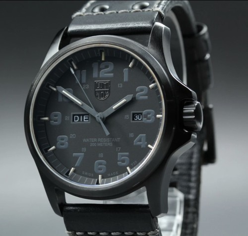 Near mint luminox atacama - luminox,