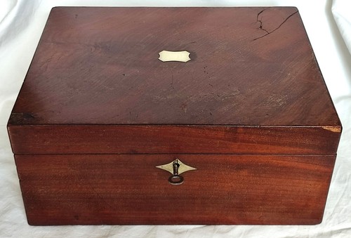 Victorian mahogany veneer - mahogany,
