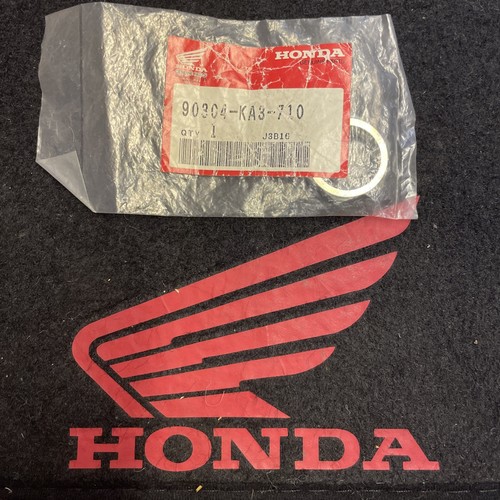 Honda 125 nf4 steering head - 125,