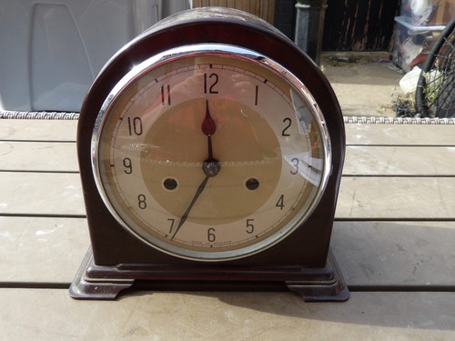 Vintage smiths bakelite - bakelite, dome