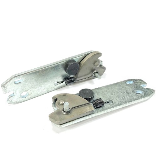 Pair rear brake shoe adjusters - shoe,