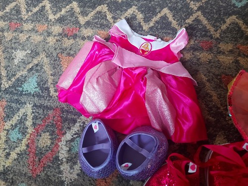 Vintage build bear otfits - build,