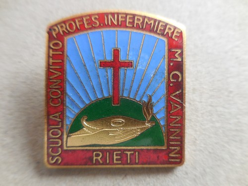 Rieti nurses school brooch