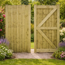 Wooden Featheredge Garden Gate