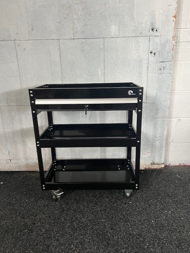 One drawer lockable tool - one,