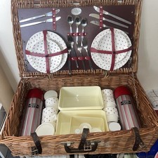 44 pce Set from The Brexton