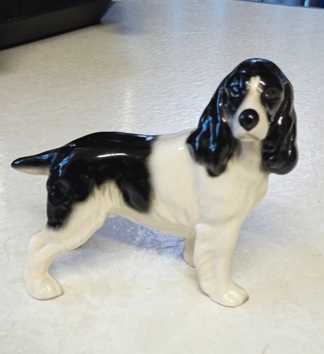 Vintage porcelain dog spaniel - dog,