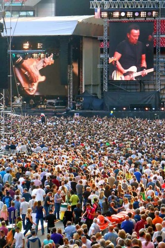 Bruce springsteen live - live, at