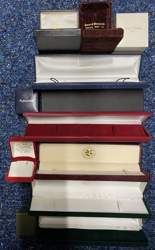 Job lot jewellery boxes ring - lot,