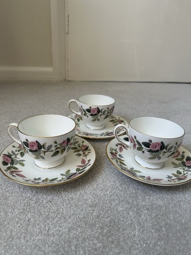 Wedgwood hathaway rose - rose, bone