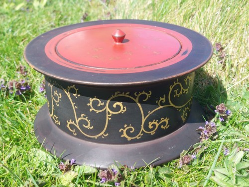Interesting antique - interesting,