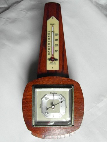 Lovely little 1920s antique - lovely,