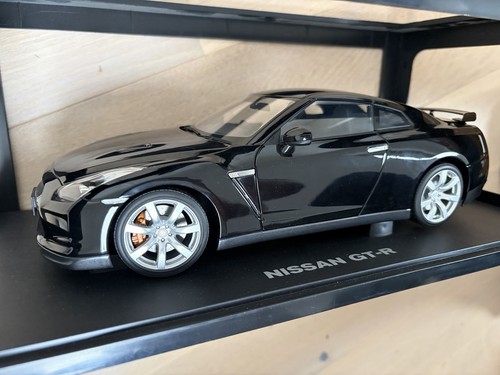 Autoart nissan r35 18 - r35,