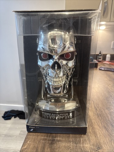 Terminator two judgement - terminator,