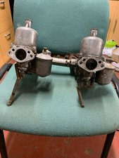 TRIUMPH TR2 H4  SU TWIN CARBS