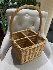 Wicker Wine Bottle Carrier