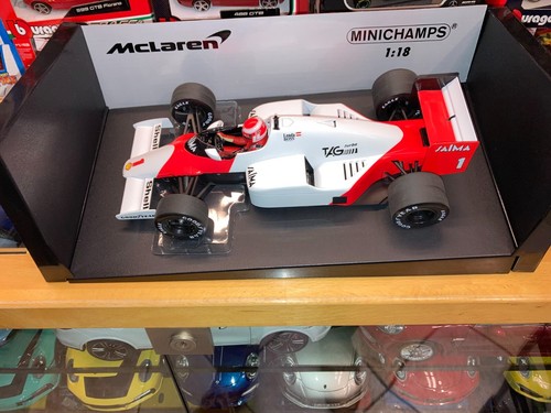 530851801 minichamps 18 - 530851801,