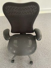 Herman Miller Mirra 2 Chair