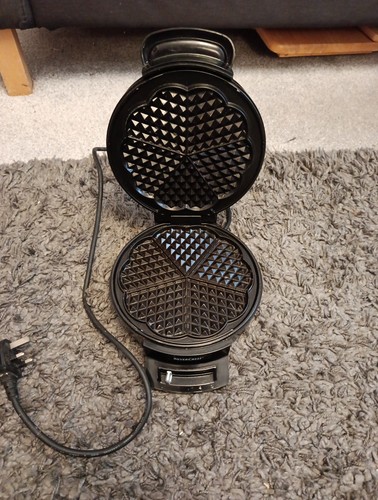 Waffle maker electric heart - waffle,