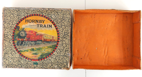 Gauge hornby clockwork train - o,