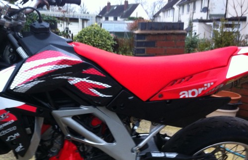 Aprilia sxv550 450 genuine - 450,