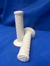 BUBBLE FONT Old School AME Tri