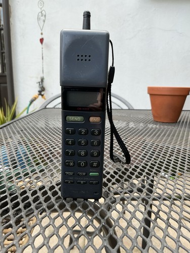 Sony cmh333 mobile phone - sony,