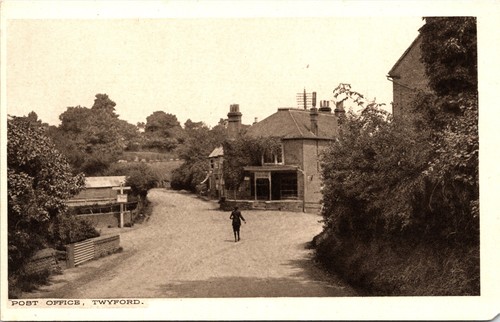 Twyford country lane view - lane,