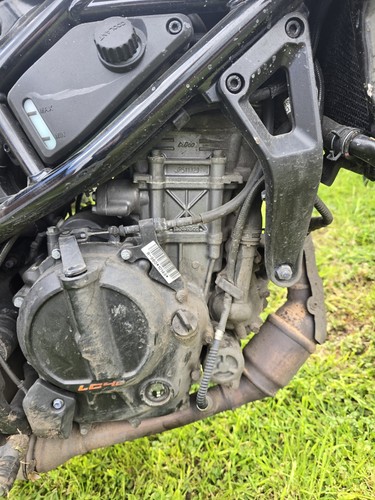 Ktm 125 duke engine with - with, under