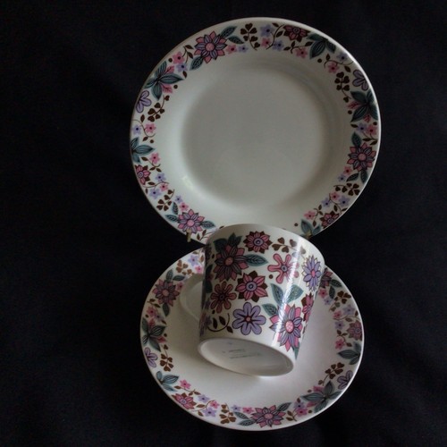 Vintage retro elizabethan - elizabethan,