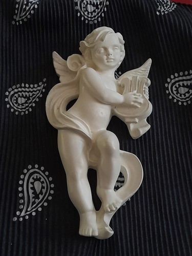 Cherub angel figurine - cherub/angel,