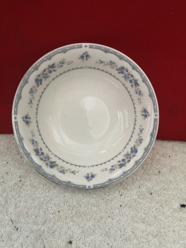 Wedgwood gardenia bone - bone, china