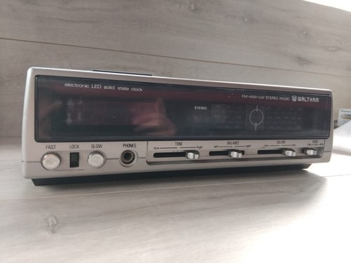 Waltham clock radio w169 fm - waltham,