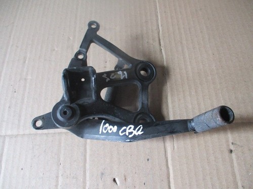 Right plate and - plate, brake