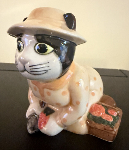 Quail pottery cat rare - quail, cat-