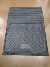Moulded Rubber Car Boot Liner