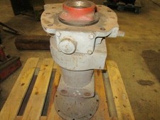 For David Brown 1390 Drawbar Assembly with Mounting Bolts in Good Condition