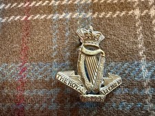 Vintage British Army Cap Badge