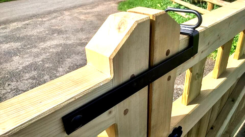Throw over loop wooden - , gates