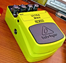 Behringer UW300 Ultra Wah Auto