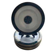 12 x Royal Doulton Carlyle