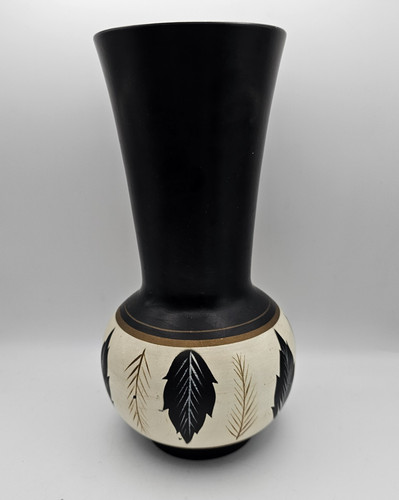 Brentleigh ware caspian vase - brentleigh,