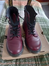Doc Martens AirWair Boots Size