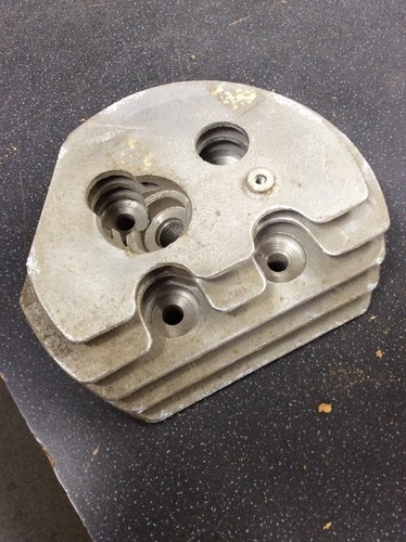 Triumph tina t10 cylinder - cylinder, head