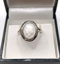 Vintage Sterling Silver Carved White Cameo Ring