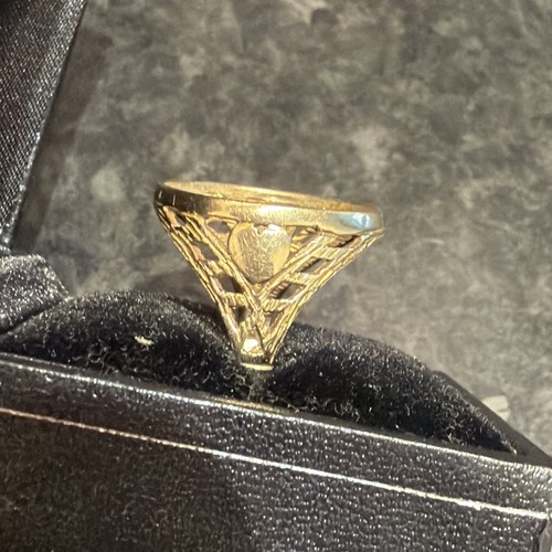 9ct yellow gold half - 9ct,