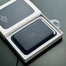 MagSafe Leather Card Wallet