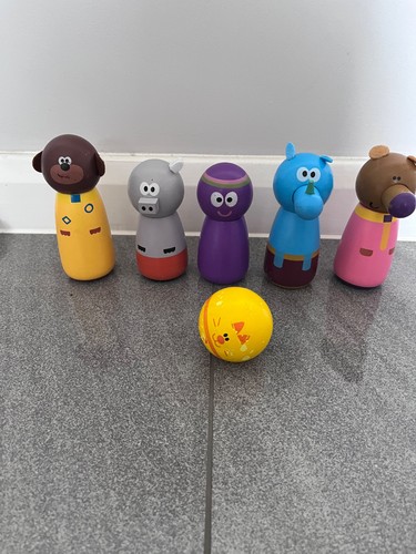 Hey duggee wooden skittles - hey, /