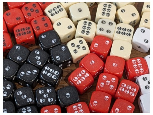 Skull dice 16mm - skull, six-sided